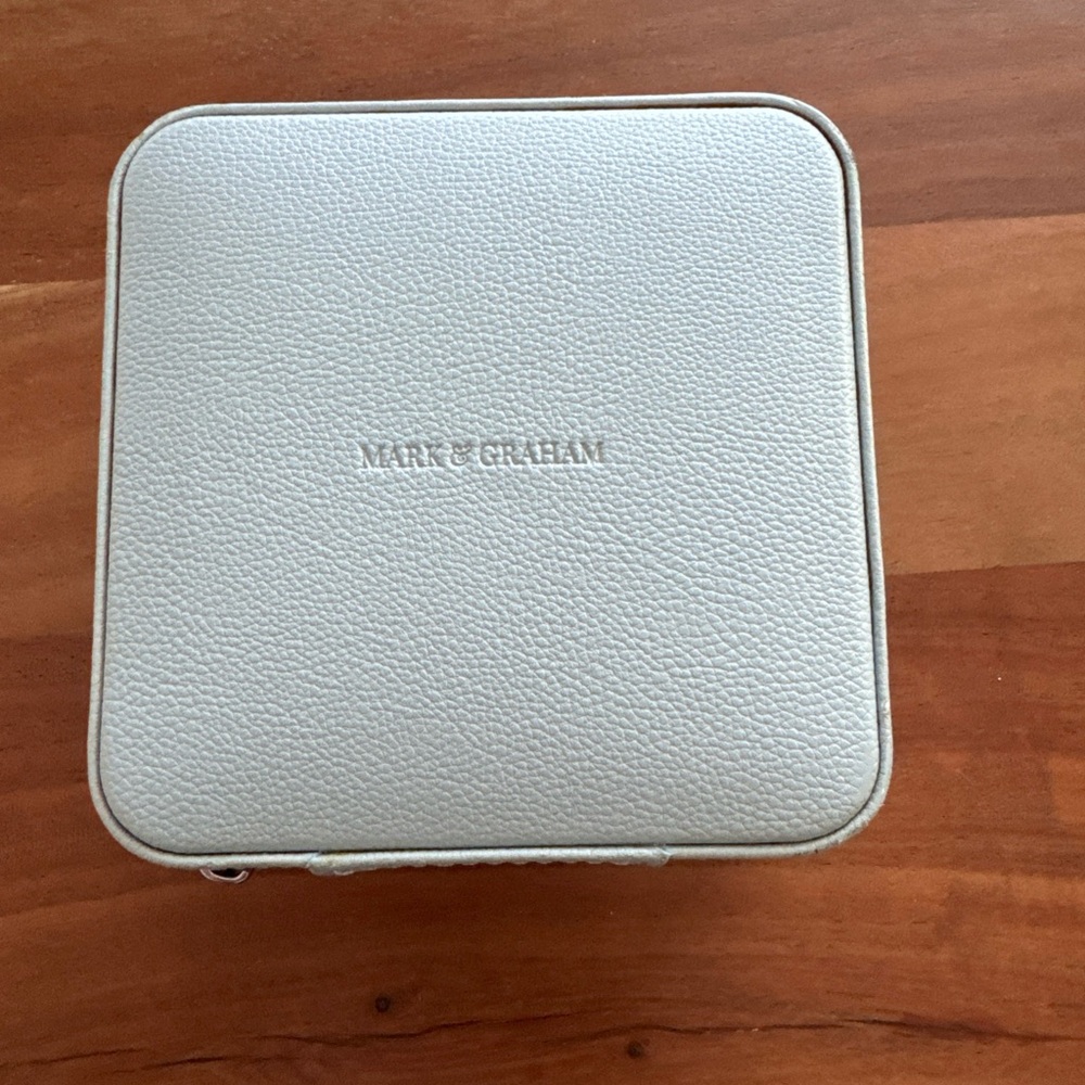 Mark & Graham alight Blue Vegan Pebbled Leather Jewelry Case